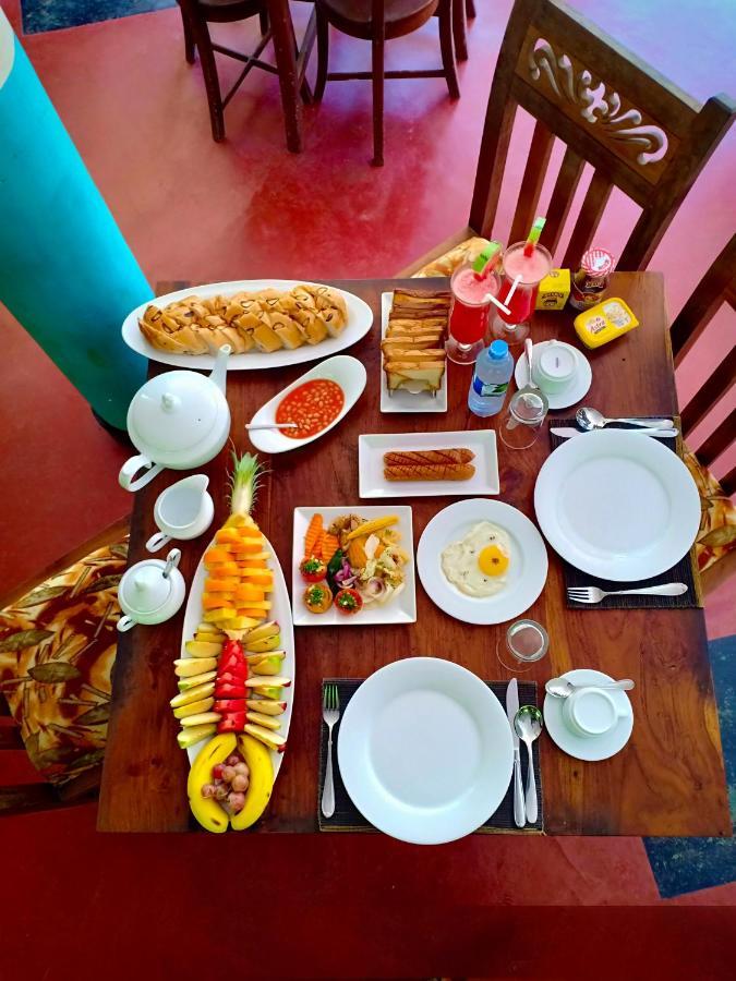 Hungry Lion Sigiriya Hotel ภายนอก รูปภาพ